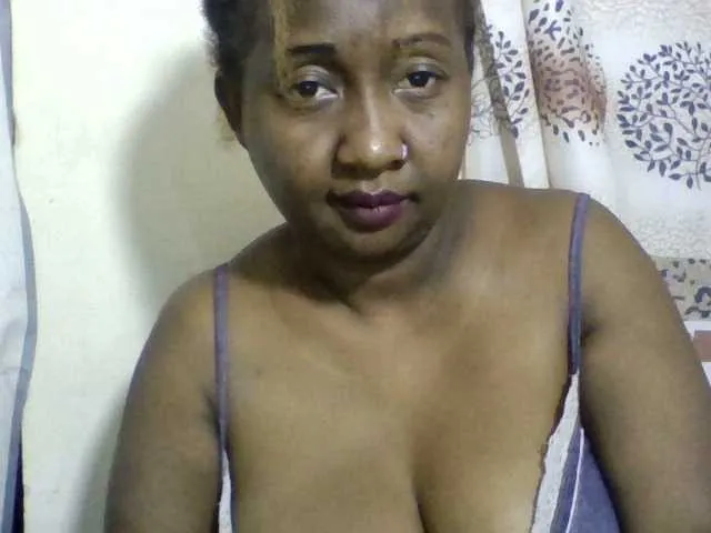 Live sex webcam photo for Sylivinaahh #277484698