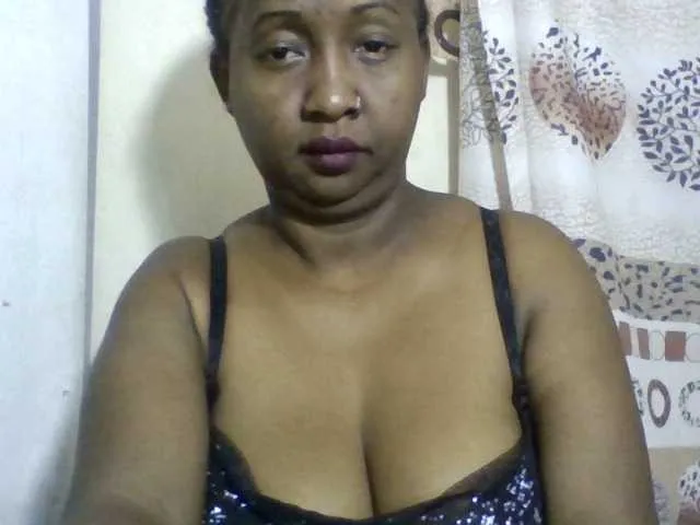 Live sex webcam photo for Sylivinaahh #277487894