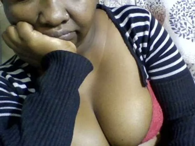 Live sex webcam photo for Sylivinaahh #277602538