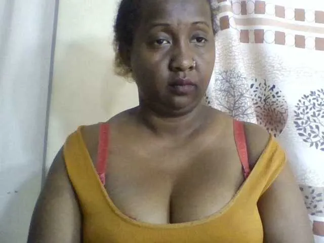 Live sex webcam photo for Sylivinaahh #277783223