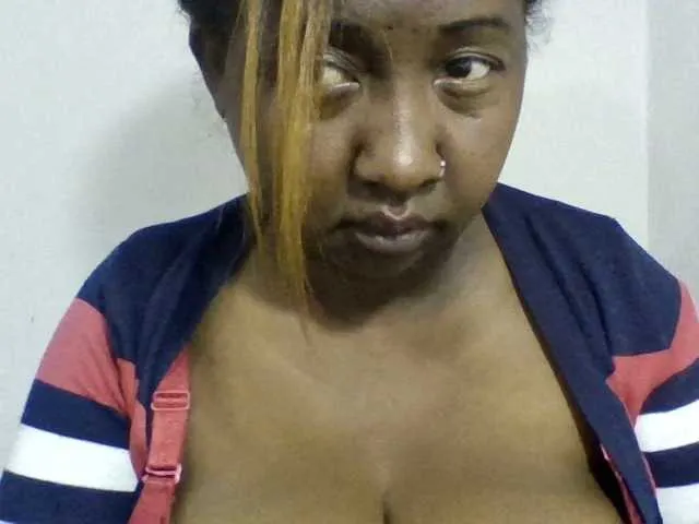Live sex webcam photo for Sylivinaahh #283578556