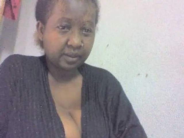 Live sex webcam photo for Sylivinaahh #290504589