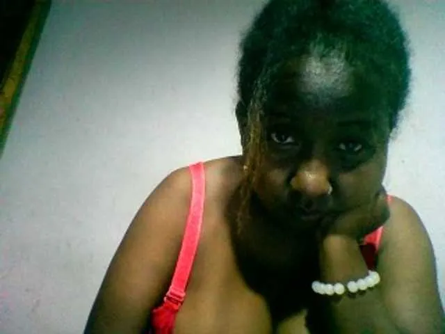 Live sex webcam photo for Sylivinaahh #290590437