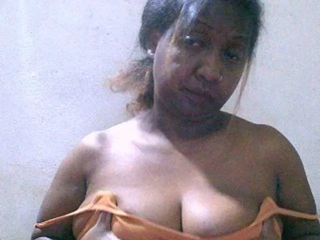 Live sex webcam photo for Sylivinaahh #291269722