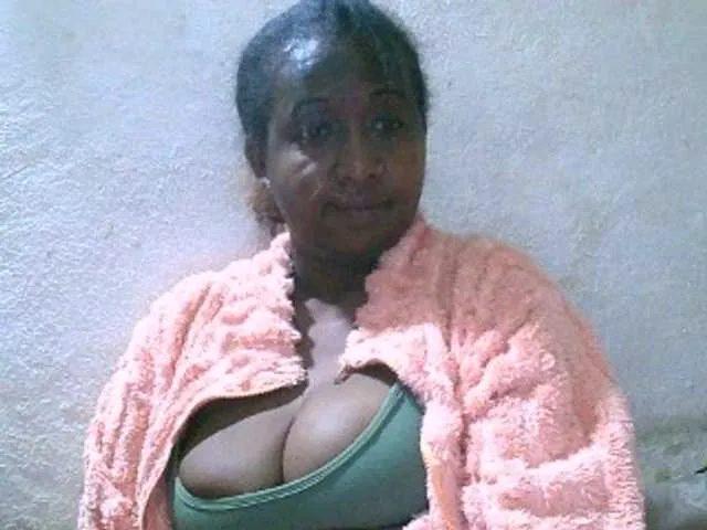 Live sex webcam photo for Sylivinaahh #291522522