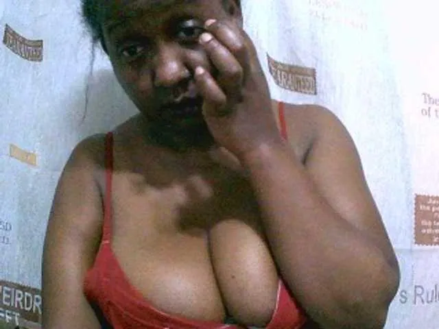 Live sex webcam photo for Sylivinaahh #292350869