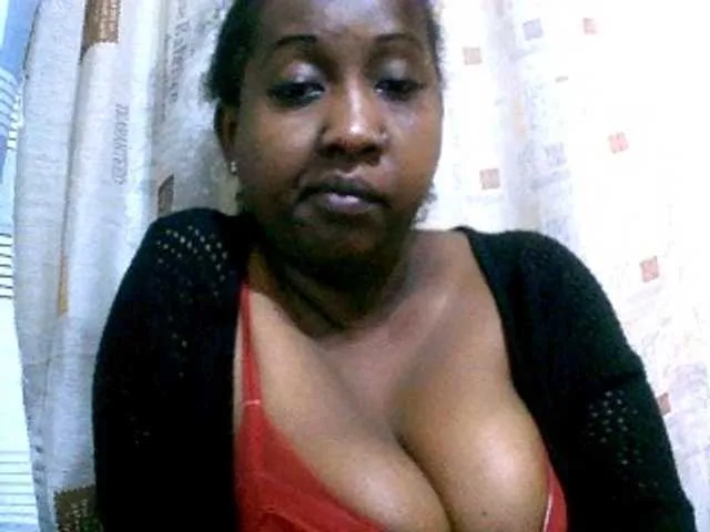Live sex webcam photo for Sylivinaahh #292746705