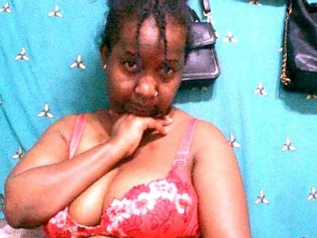 Live sex webcam photo for Sylivinaahh #293218541
