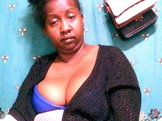 Live sex webcam photo for Sylivinaahh