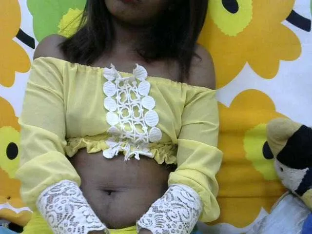 Live sex webcam photo for Sylviannah #275787762
