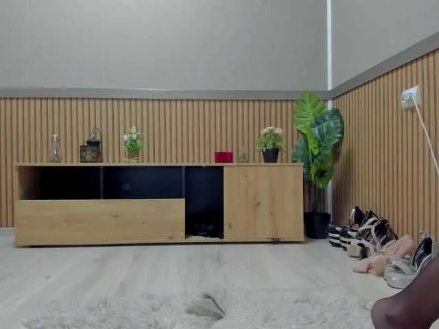 Live sex webcam photo for T3en-Sienna #277578934