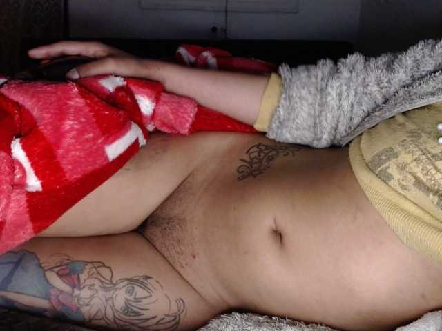 Live sex webcam photo for TATIKAZUMY #275504220