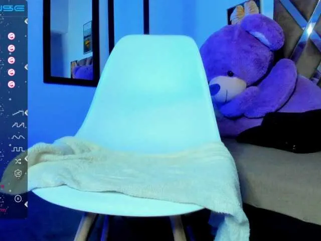 Live sex webcam photo for THEILOR-SAENZ #275986312