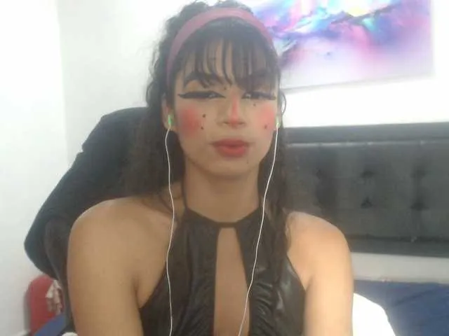 Live sex webcam photo for TIFANNY2 #290568829