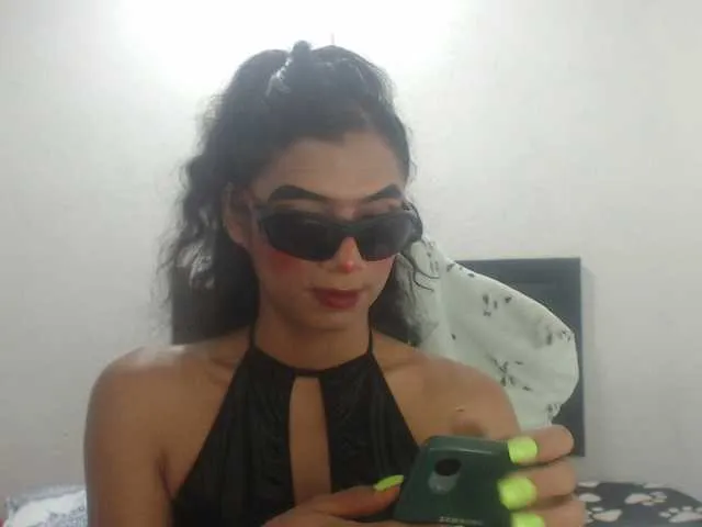 Live sex webcam photo for TIFANNY2 #290977105