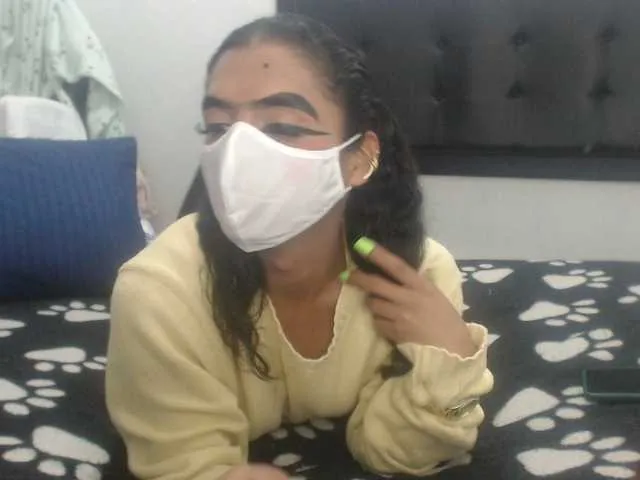 Live sex webcam photo for TIFANNY2 #290984003