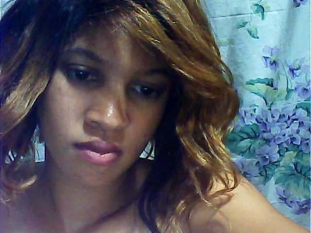 Live sex webcam photo for TIFFANIW #271744521