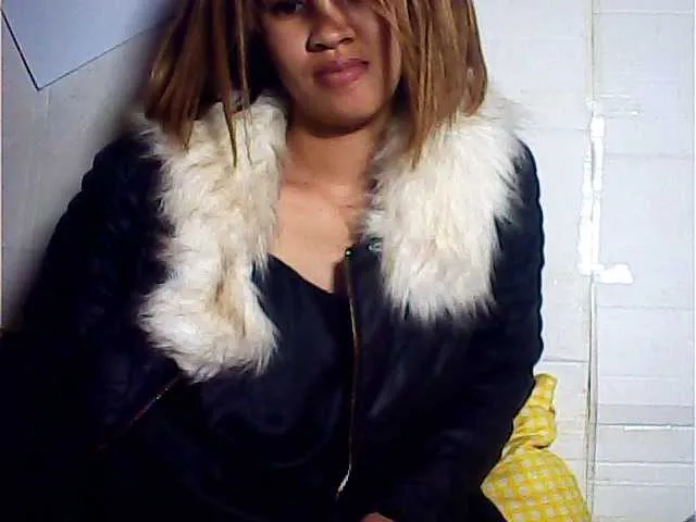 Live sex webcam photo for TIFFANIW #273826605