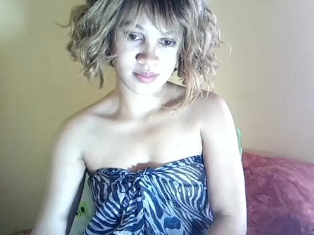 Live sex webcam photo for TIFFANIW #276513133