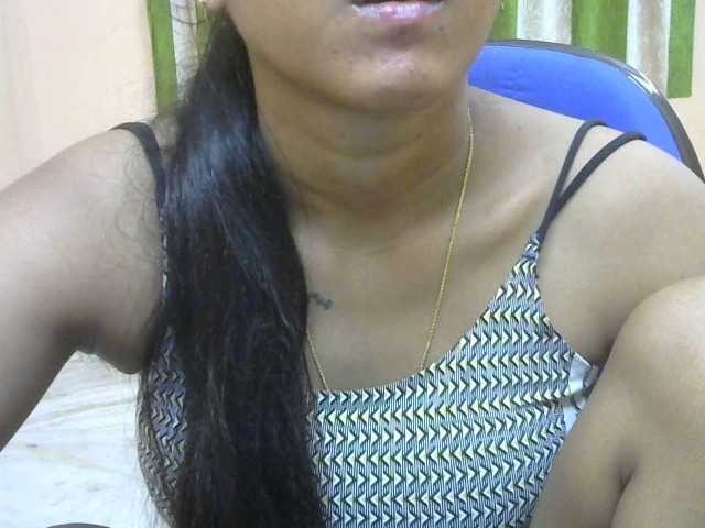 Live sex webcam photo for TINA-67 #275113754