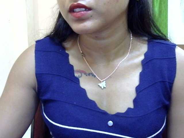 Live sex webcam photo for TINA-67 #275532999