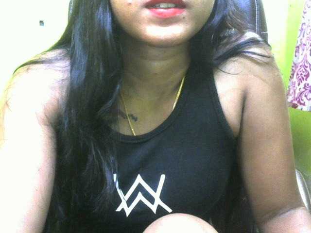 Live sex webcam photo for TINA-67 #275619731