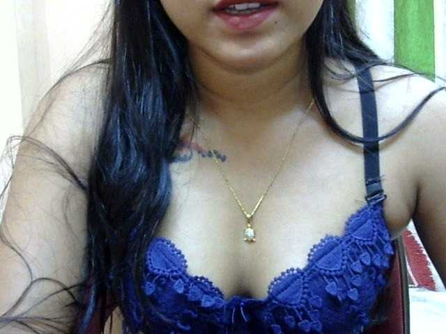 Live sex webcam photo for TINA-67 #276473661