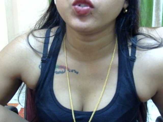 Live sex webcam photo for TINA-67 #277387388