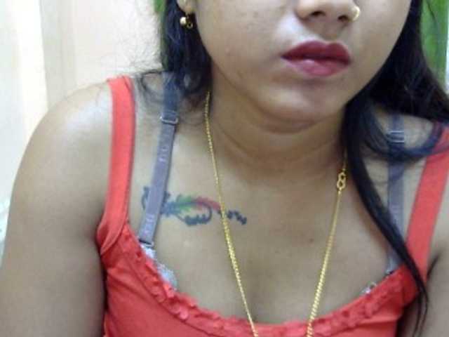 Live sex webcam photo for TINA-67 #277428715