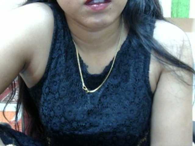 Live sex webcam photo for TINA-67 #277743351