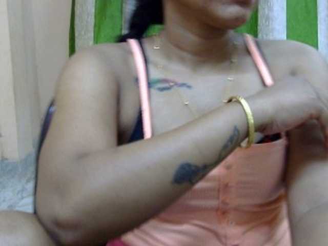 Live sex webcam photo for TINA-67 #277776342