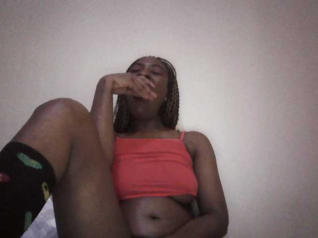 Live sex webcam photo for TIWAa #272350859