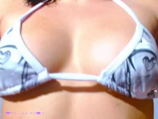 Live sex webcam photo for TOKYO-DOLL #272795825