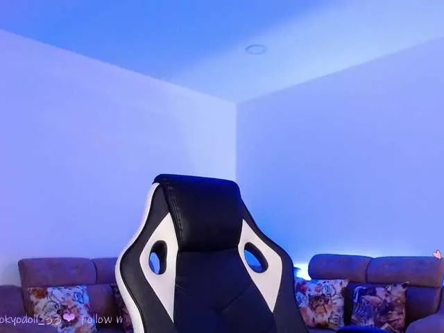 Live sex webcam photo for TOKYO-DOLL #273285371