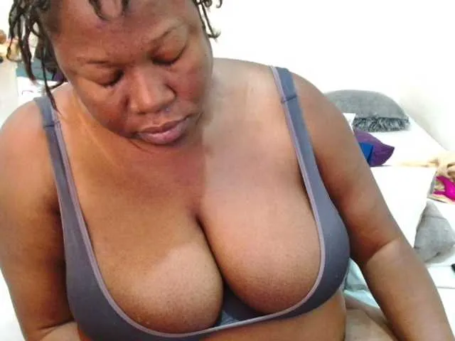 Live sex webcam photo for TRUEBELLA #291541859