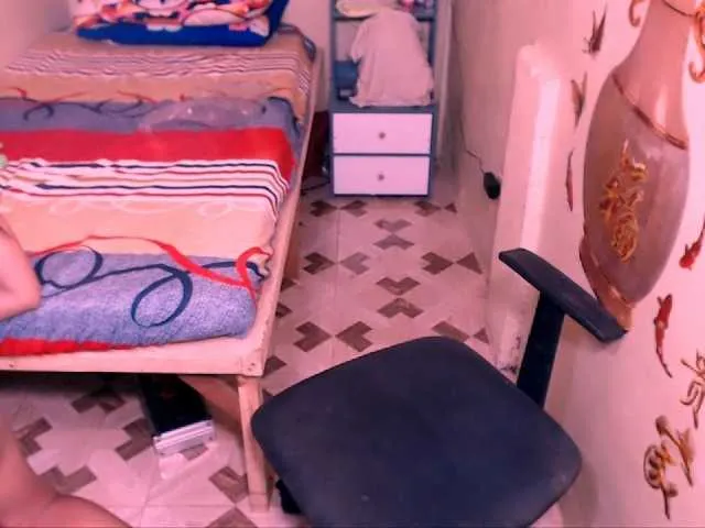 Live sex webcam photo for TSLOVER999 #273664865