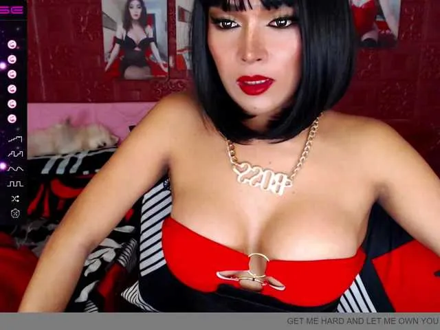 Live sex webcam photo for TScalli #275854627