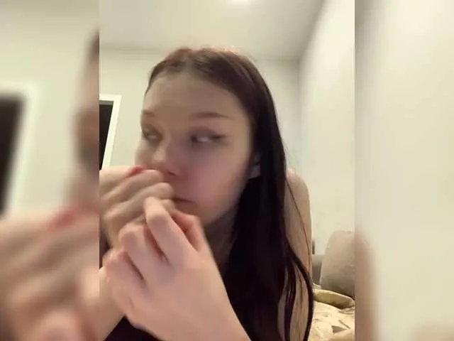 Live sex webcam photo for TUYA2 #290948497