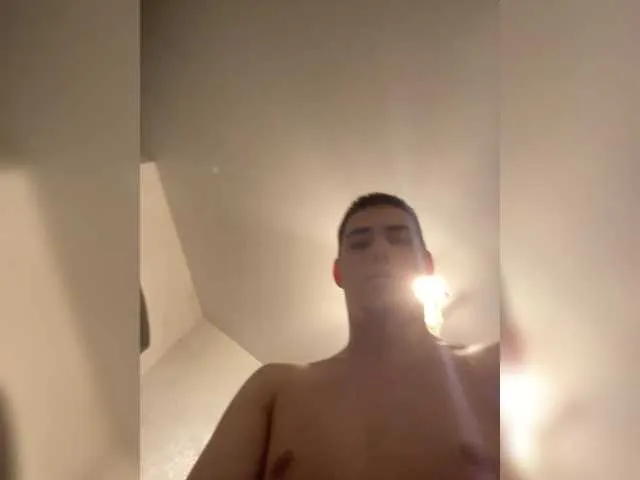 Live sex webcam photo for TUYA2 #292250014