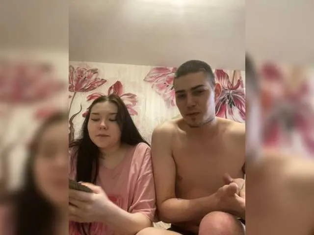 Live sex webcam photo for TUYA2 #293742410
