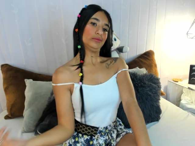 Live sex webcam photo for Taammy #275914784