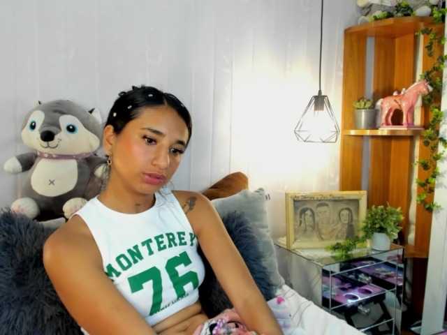 Live sex webcam photo for Taammy #276231643