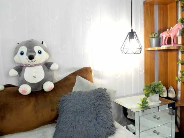 Live sex webcam photo for Taammy #276290079