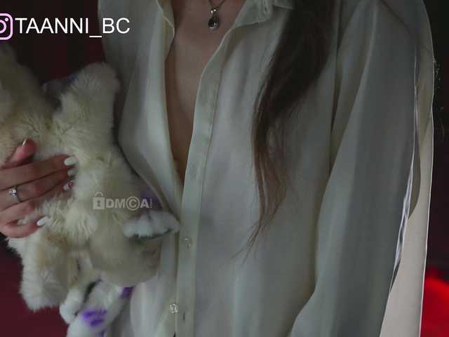 Live sex webcam photo for Taanni #274007147