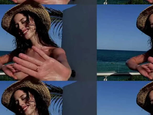 Live sex webcam photo for Taanni #291737501