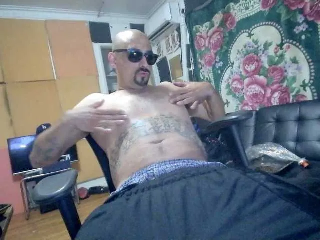 Live sex webcam photo for Taboopapii #275897058