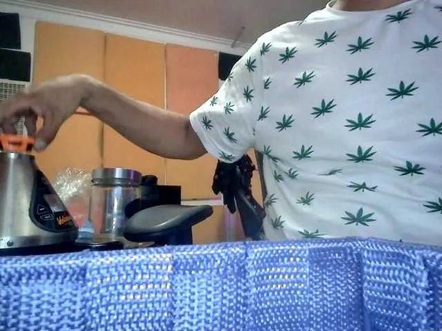 Live sex webcam photo for Taboopapii #275962104