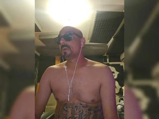 Live sex webcam photo for Taboopapii #276520342