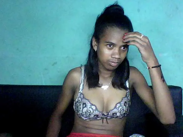 Live sex webcam photo for Tafita11 #271834115