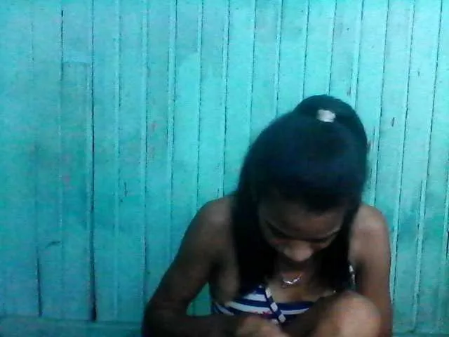 Live sex webcam photo for Tafita11 #272260231